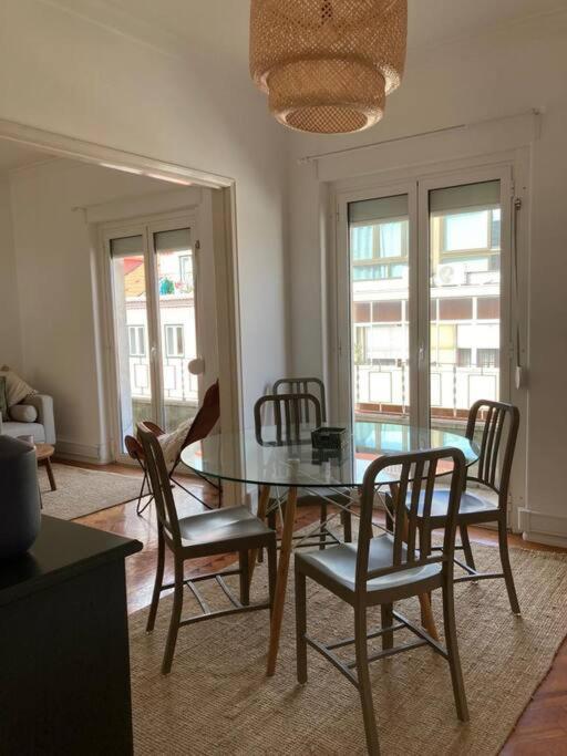 Ferienwohnung Apartamento Bem Localizado Para Familias & Amigos Lisboa Exterior foto